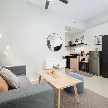 Resort-Style Condo In Quezon City With Free Parking, Netflix And Smartlock